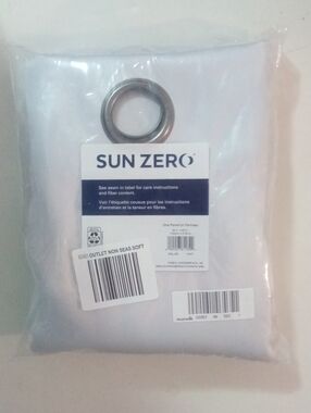 Sun Zero White Grommet Curtain Panel Blackout 84" NWT $60 Islo